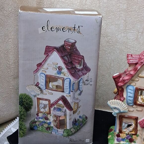 Victorian House Tealite Holder with box - Picture 11 of 11